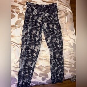 Splash Black and Gray Leggings